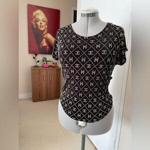 Caviar brand vintage top